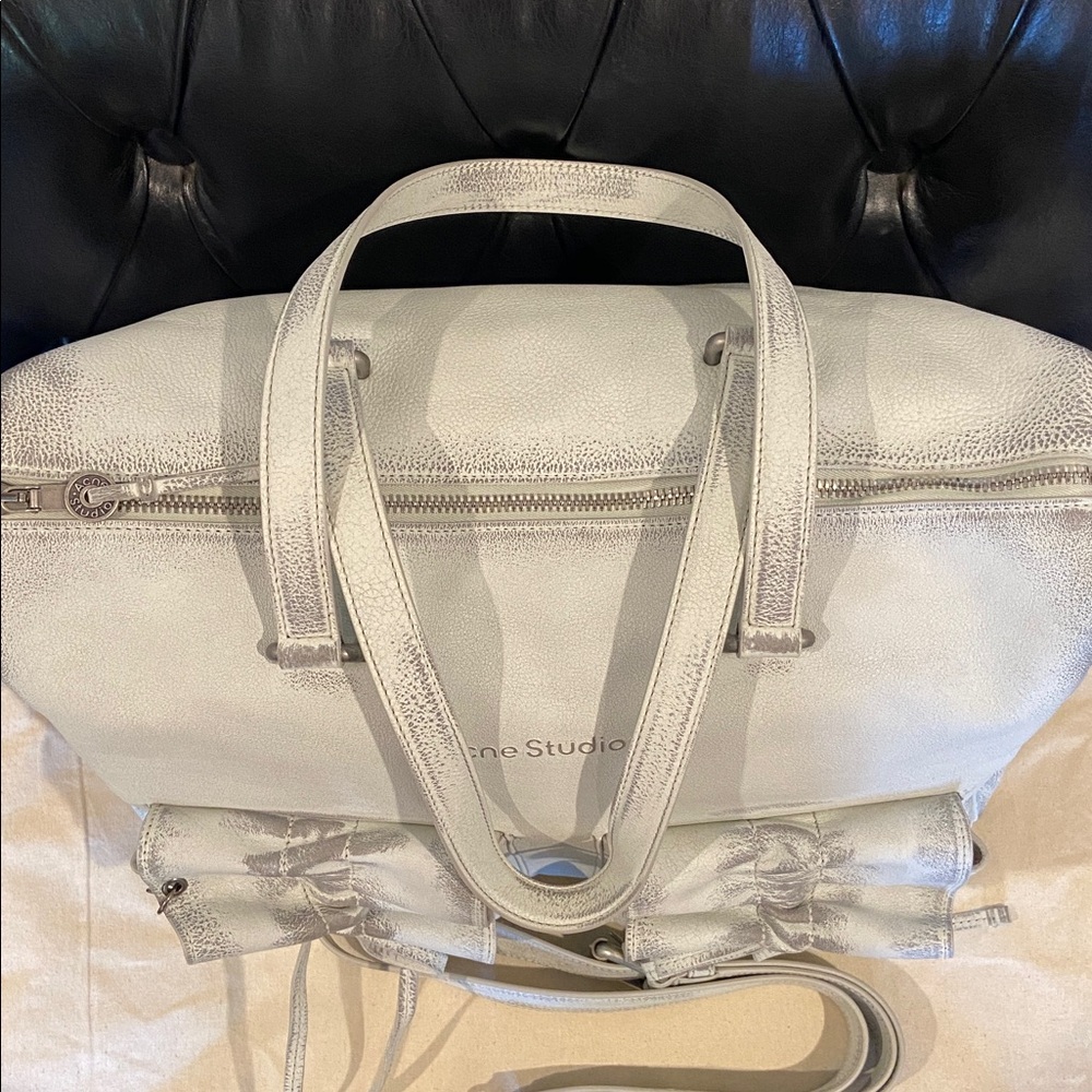 Acne Cream Large Leather Tote with Front Pockets and Detachable Strap - Picture 3 of 9